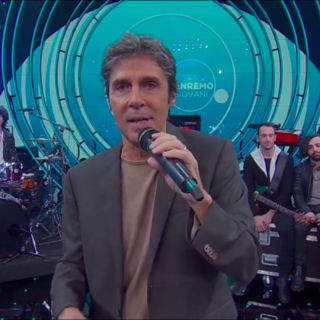 Dal Teatro del Casinò la terza puntata di 'Ecco Sanremo Giovani' in attesa delle due prime serate di domani e venerdì Dal Teatro del Casinò la terza puntata di 'Ecco Sanremo Giovani' in attesa delle due prime serate di domani e venerdì