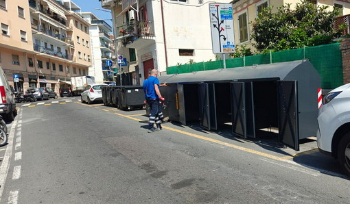 Sanremo, ecoisola spostata dalla fermata del bus: installata nell’area carico e scarico di via Martiri