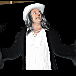 Enzo Mazzullo Enzo Mazzullo