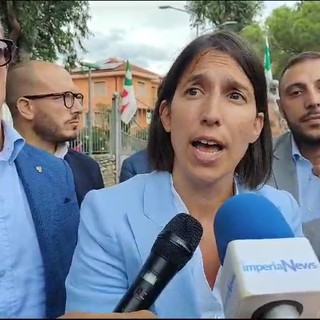 Festa dell'Unità a Camporosso, Elly Schlein parla di immigrazione: "Meloni ha fallito, serve accoglienza diffusa”
