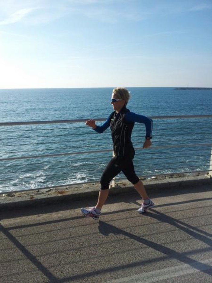 Elisa Rigaudo in allenamento sulla pista ciclabile di Area 24