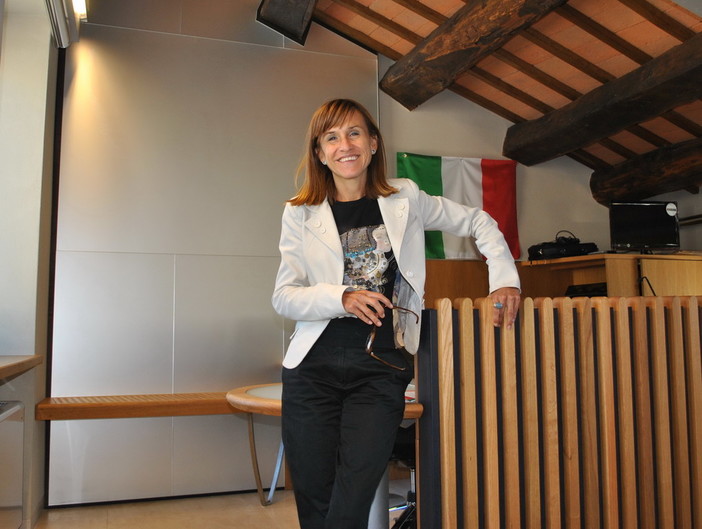 AA, il primo degli 'Appuntamenti Azzoaglio' con i dipinti di Massimo Ricci AA, il primo degli 'Appuntamenti Azzoaglio' con i dipinti di Massimo Ricci