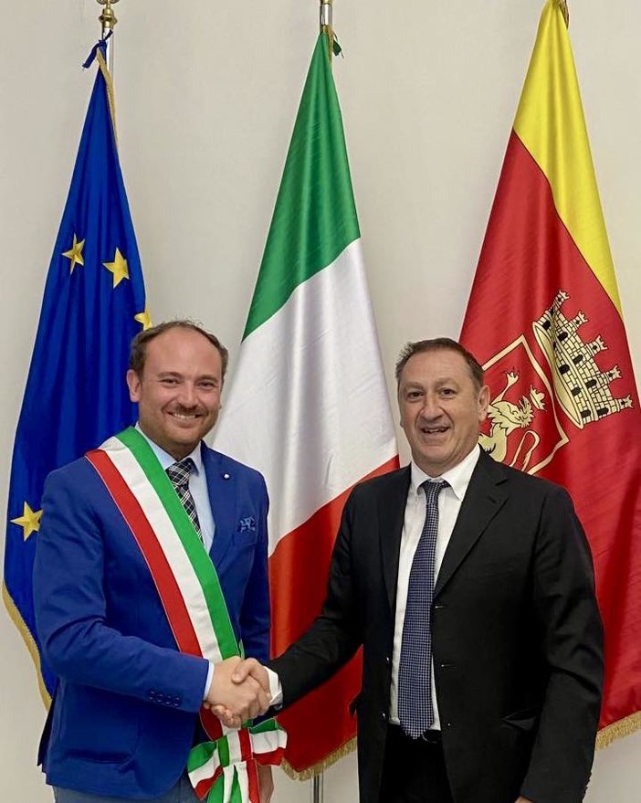 Ventimiglia, il sindaco Di Muro incontra il nuovo prefetto di Imperia: Antonio Giaccari Ventimiglia, il sindaco Di Muro incontra il nuovo prefetto di Imperia: Antonio Giaccari