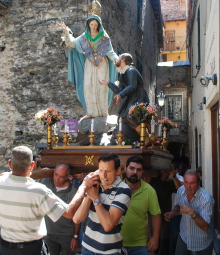 La Madonna della Misericordia: una festa importante per Triora e tutta l’alta Valle Argentina La Madonna della Misericordia: una festa importante per Triora e tutta l’alta Valle Argentina