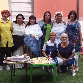 Taggia: grande atmosfera e divertimento ieri alla 'Festa dei Nonni' per gli alunni del 'Regina Margherita' (Foto) Taggia: grande atmosfera e divertimento ieri alla 'Festa dei Nonni' per gli alunni del 'Regina Margherita' (Foto)