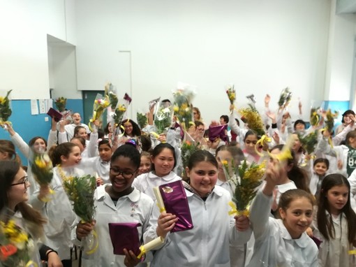 Sanremo: concorso scolastico &quot;FiordiScrittrici&quot;, 54 ragazzine partecipanti per l'Istituto Comprensivo Centro Levante