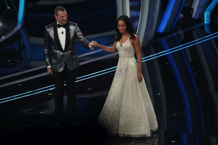 Rula Jebreal a Sanremo: "Le scale più belle le ho scese dall'aereo che mi ha portato in Italia"