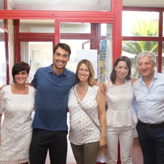 Taggia: scambio di doni tra l'Amministrazione e Fabio Fognini alla prima delle 'Stelle dello Sport' (Foto e Video)