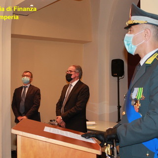 Imperia: il bilancio operativo della Guardia di Finanza per il 2020 nel 247° anniversario del corpo (Foto) Imperia: il bilancio operativo della Guardia di Finanza per il 2020 nel 247° anniversario del corpo (Foto)