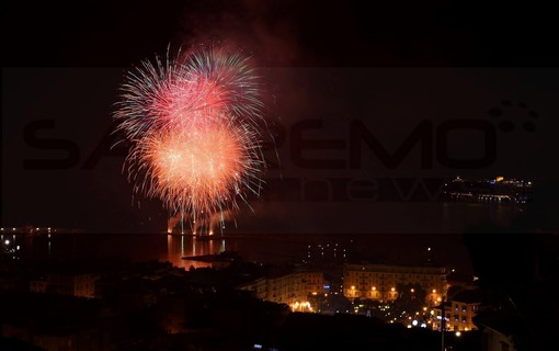 Festival di Sanremo 2023: fissato l'orario di inizio dei fuochi di lunedì prossimo, il via alle 18.50