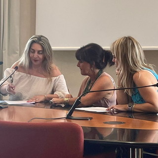 Anche Confesercenti Liguria sottoscrive il protocollo regionale per la certificazione delle parità di genere Anche Confesercenti Liguria sottoscrive il protocollo regionale per la certificazione delle parità di genere