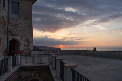 Ventimiglia: nel prossimo fine settimana una lunga serata d'arte e osservazione al Forte dell'Annunzia