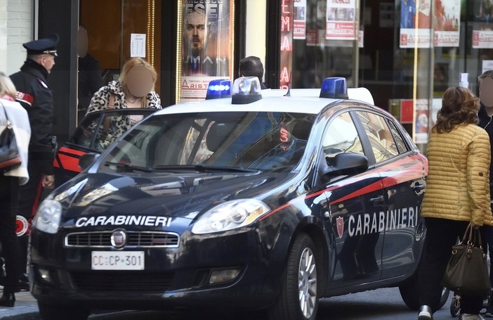 Sanremo: evasione dai domiciliari e furto all'Ovs, due arresti da parte dei Carabinieri