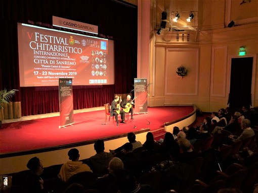 Sanremo: con Al Di Meola, domani al Teatro dell'Opera del Casinò il via al 'Festival Chitarristico'