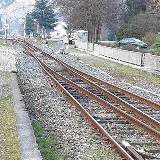 Ancora problemi per la linea ferroviaria Ventimiglia-Cuneo: nuovo avvallamento dei binari a Breil Ancora problemi per la linea ferroviaria Ventimiglia-Cuneo: nuovo avvallamento dei binari a Breil