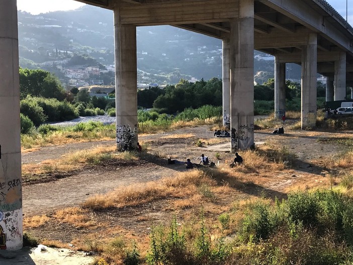 Ventimiglia: dopo le tensioni dei giorni scorsi alla foce del Roya è tornata la tranquillità (Foto)