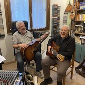 "Signora Libertà", Gian Piero Alloisio e Flaco Biondini in concerto a Camporosso (Foto)