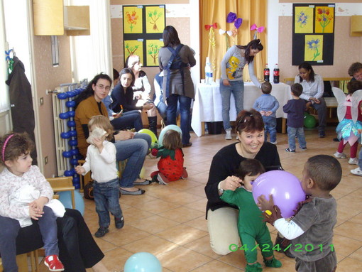 Sanremo: grande successo oggi pomeriggio per la 'Festa di Primavera' all'asilo di Villa Peppina Sanremo: grande successo oggi pomeriggio per la 'Festa di Primavera' all'asilo di Villa Peppina