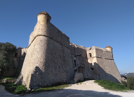 Domenica prossima con 'Ponente experience' escursione all’anello dei forti Sabaudi di Villefranche sur Mer