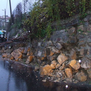 Imperia: smottamento a Borgomaro, intervento della SS Trinità Imperia: smottamento a Borgomaro, intervento della SS Trinità