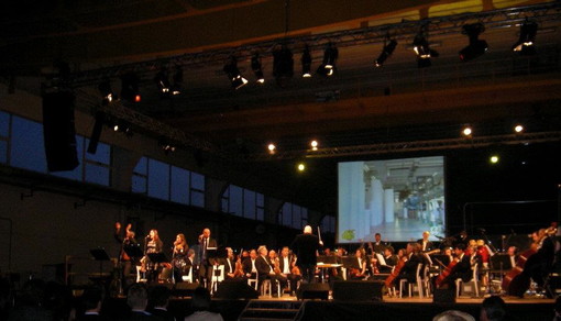 Grande successo, venerdì scorso nel bergamasco, per il concerto della Sanremo Festival Orchestra