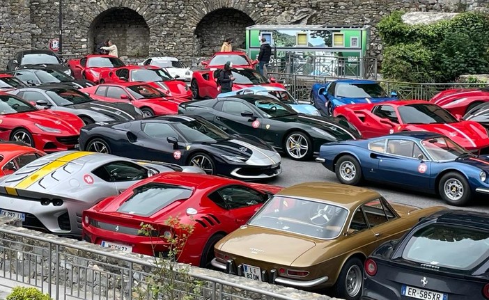 Rombano i motori, nel fine settimana le Ferrari invadono Pigna (Foto)