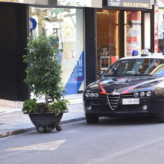 Sanremo: furto di trucchi per 40 euro all'Oviesse, fermate due giovanissime di Imperia