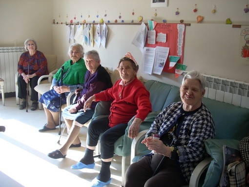 Dolceacqua: grande successo per la festa della donna e di carnevale di martedì scorso