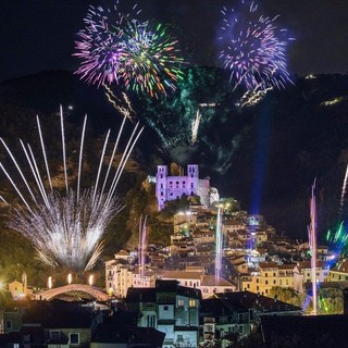 Spettacolo pirotecnico musicale a Dolceacqua