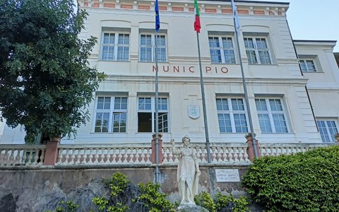 Bordighera: situazione politica sempre ingarbugliata, nelle prossime ore primo incontro tra i partiti di centrodestra