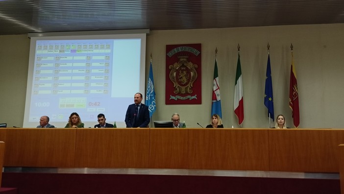 Rifiuti, Ventimiglia aderisce a Pnrr: al Comune quasi un milione di euro per il potenziamento della raccolta differenziata Rifiuti, Ventimiglia aderisce a Pnrr: al Comune quasi un milione di euro per il potenziamento della raccolta differenziata