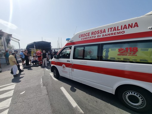 Sanremo: rubano un'auto e bibite da un furgone, fuggono e tamponano un altro mezzo. Ricercati (Foto) Sanremo: rubano un'auto e bibite da un furgone, fuggono e tamponano un altro mezzo. Ricercati (Foto)