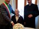 Grande festa in paese: Aurigo celebra Domenico Ferrari, cittadino fedele da 100 anni (Foto)