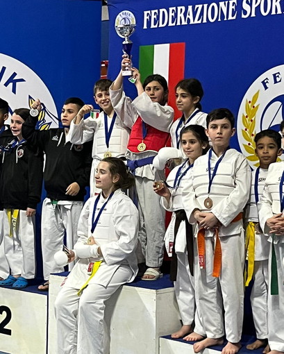 Arti Marziali: ottimi piazzamenti nel weekend per gli atleti del Fudoshin Liguria del Maestro Regine Arti Marziali: ottimi piazzamenti nel weekend per gli atleti del Fudoshin Liguria del Maestro Regine