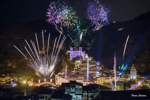 Fuochi d'artificio piromusicali a Dolceacqua