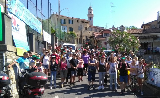 Grande partecipazione per la 'Festa dell'Affido Familiare' organizzata dalla casa famiglia 'Pollicino' Grande partecipazione per la 'Festa dell'Affido Familiare' organizzata dalla casa famiglia 'Pollicino'