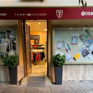 Sanremo: dopo 43 anni di attività chiude lo storico negozio 'Folli confezioni' in piazza Bresca