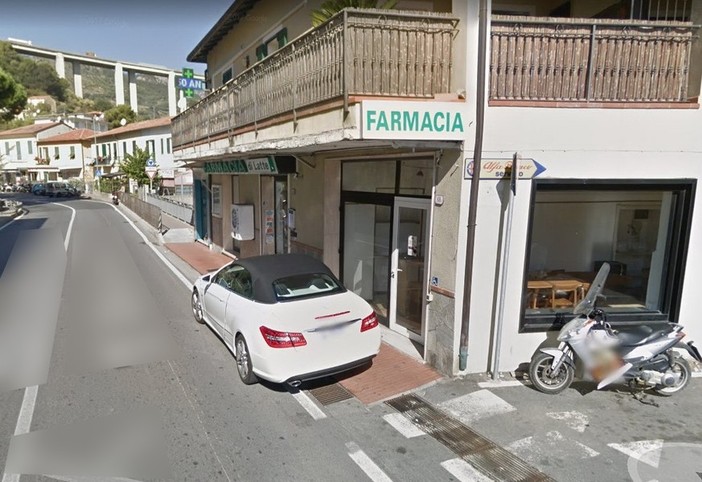 File di francesi nelle farmacie italiane a caccia dell’Euthyrox: i transalpini nel nostro paese per il farmaco contro l'ipotiroide