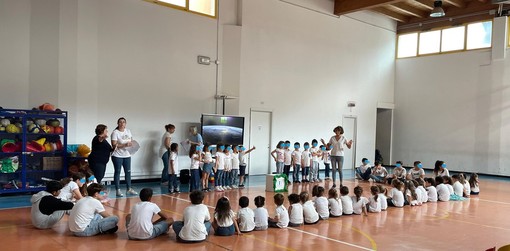 Sanremo: fine anno scolastico in musica per la scuola dell'infanzia 'Goretti' Sanremo: fine anno scolastico in musica per la scuola dell'infanzia 'Goretti'