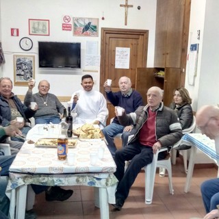Imperia: ieri il consueto brindisi di auguri al Circolo Amici di Caramagna: “Buone feste a tutti!” (Foto) Imperia: ieri il consueto brindisi di auguri al Circolo Amici di Caramagna: “Buone feste a tutti!” (Foto)