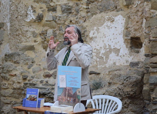 Bajardo: domenica prossimo, incontro culturale alla Biblioteca Comunale Bajardo: domenica prossimo, incontro culturale alla Biblioteca Comunale