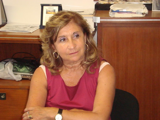 Niente pasti da casa nelle scuole della nostra provincia, mentre in Piemonte il Miur ha dovuto fare un passo indietro Niente pasti da casa nelle scuole della nostra provincia, mentre in Piemonte il Miur ha dovuto fare un passo indietro