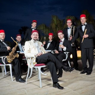 Sabato sera ad Imperia esibizione della 'Red Cat Jazz Band'