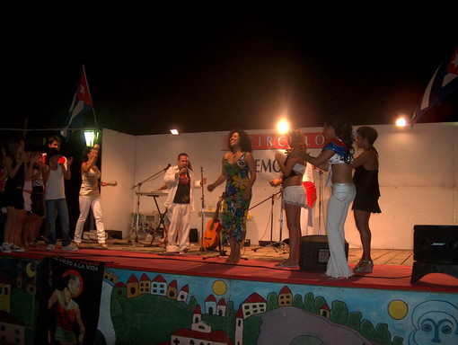 Cervo: questa sera sulla spiaggia del Pilone sul lungomare la grande festa cubana Cervo: questa sera sulla spiaggia del Pilone sul lungomare la grande festa cubana