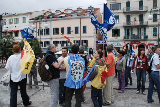 Sanremo: questa sera alla Federazione Operaia una assemblea 'aperta' sul dopo Referendum Sanremo: questa sera alla Federazione Operaia una assemblea 'aperta' sul dopo Referendum