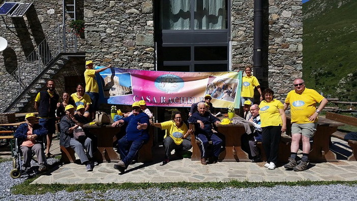 Vallecrosia: serie di gite ed eventi nel corso dell'estate per gli ospiti della Residenza per Anziani 'Casa Rachele' Vallecrosia: serie di gite ed eventi nel corso dell'estate per gli ospiti della Residenza per Anziani 'Casa Rachele'