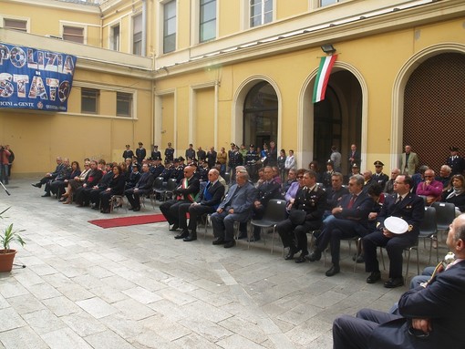 Imperia: domani mattina si celebra il 163° anniversario della fondazione della Polizia di Stato Imperia: domani mattina si celebra il 163° anniversario della fondazione della Polizia di Stato
