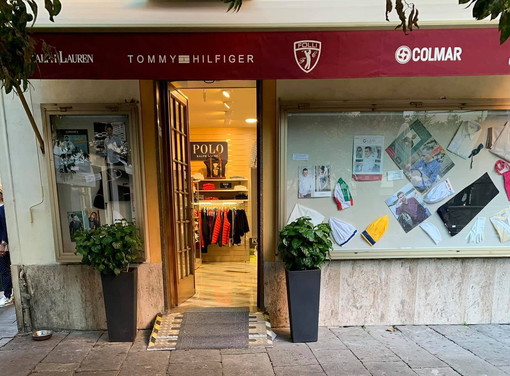 Sanremo: dopo 43 anni di attività chiude lo storico negozio 'Folli confezioni' in piazza Bresca Sanremo: dopo 43 anni di attività chiude lo storico negozio 'Folli confezioni' in piazza Bresca