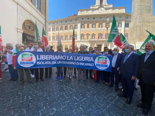 Caos autostrade in Liguria: Bagnasco e Cassinetti (F.I.) "Situazione insostenibile e danno economico incalcolabile"