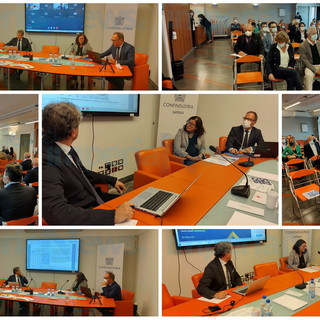 Imperia: focus di Confindustria sulle imprese in provincia, buono l'andamento del turismo e dell'edilizia (Foto e Video) Imperia: focus di Confindustria sulle imprese in provincia, buono l'andamento del turismo e dell'edilizia (Foto e Video)